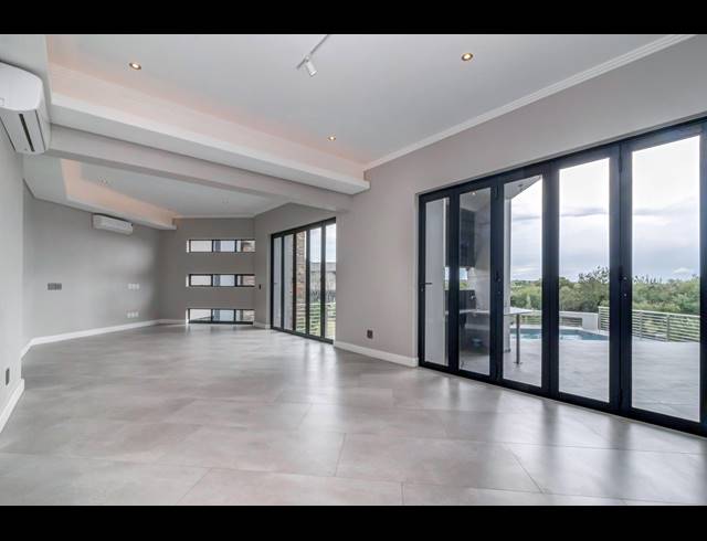 5 BEDROOM HOUSE FOR SALE IN STEYN CITY